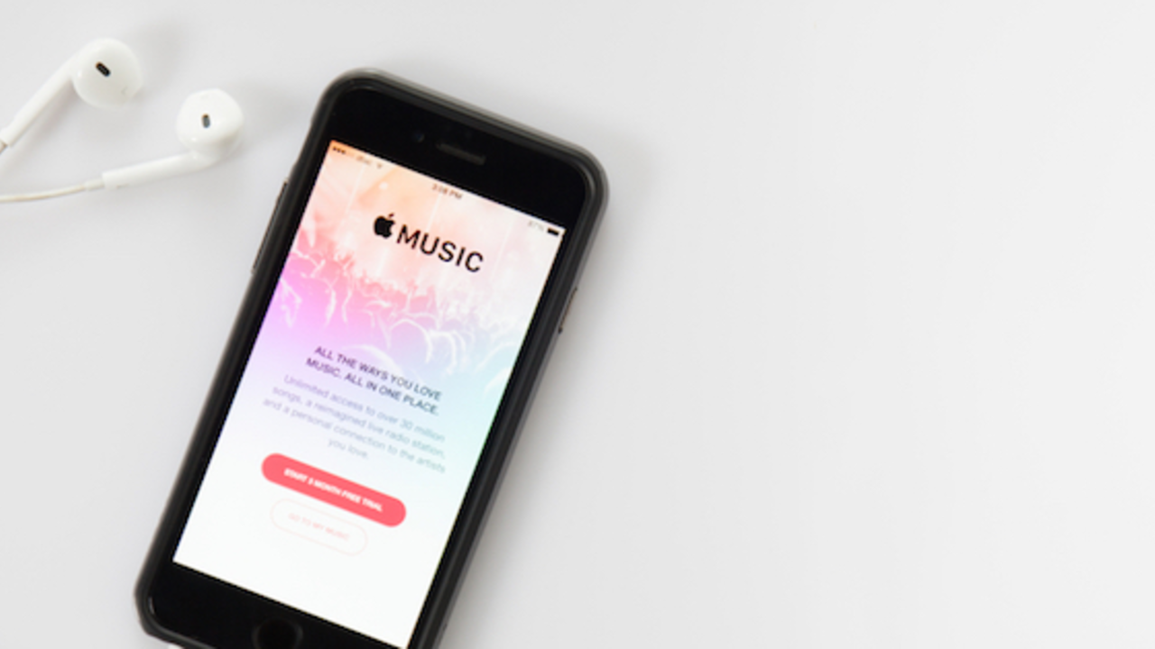 Which is the best app to listen to music offline (apple)?